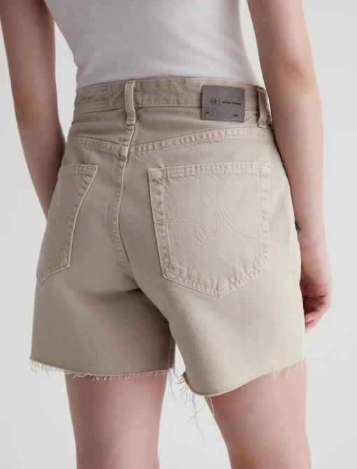 Clove Short