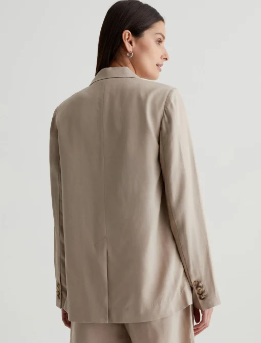 Maren Blazer